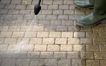 3 Tips to Keep Your Driveway Clean This Winter